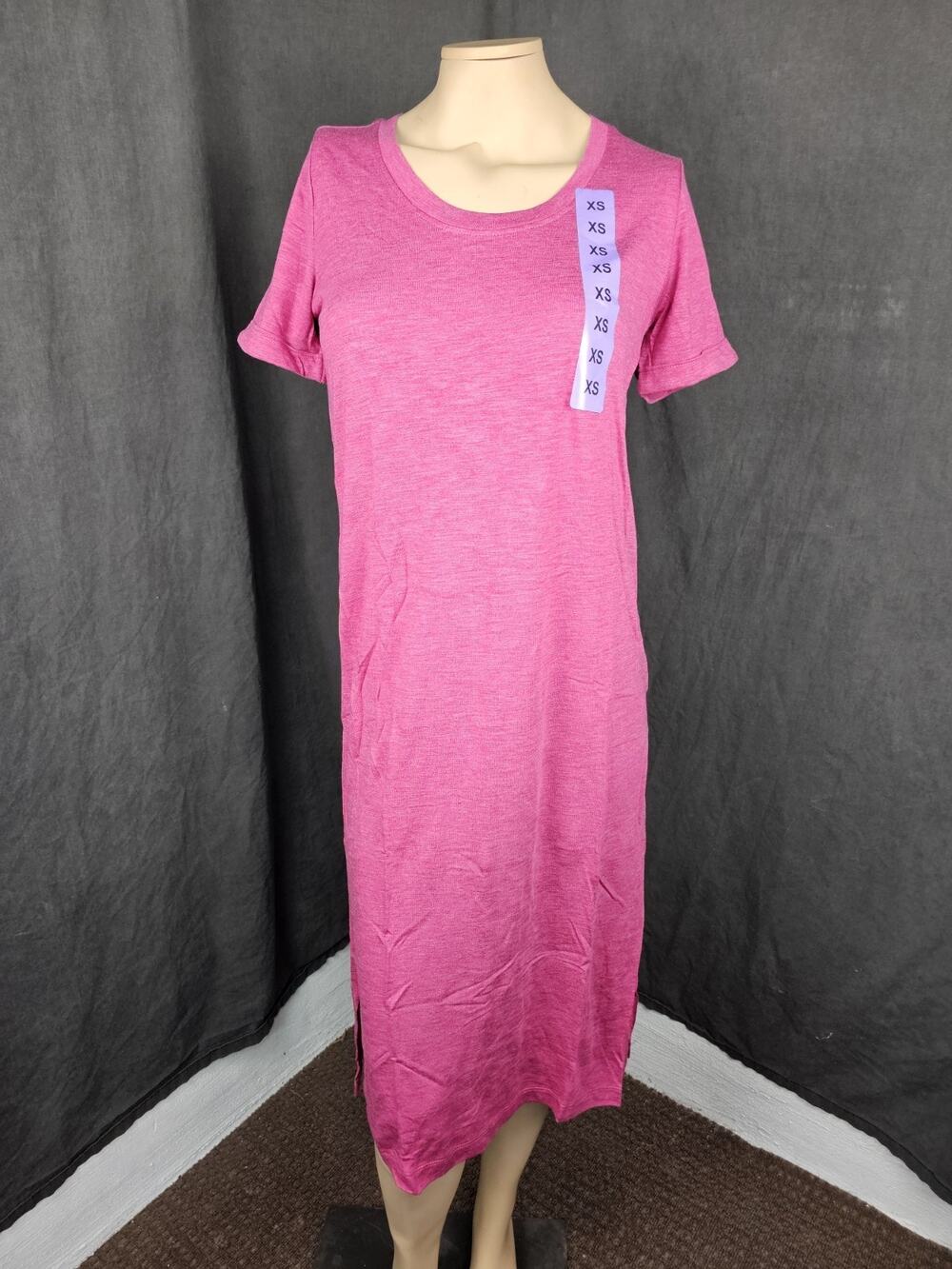 NWT Jessica Simpson Womens Dress XS Midi Short Sleeve Knit T-Shirt Slit Casual